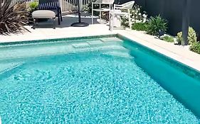Pool Heated Lake Views 1Br Apartment